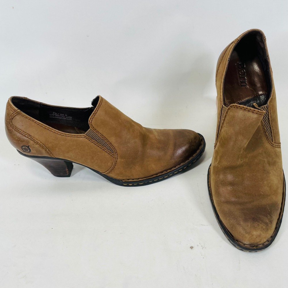 Born W61792 Tan Leather Slip On Stacked Heel Booties Shoes Womens 7.5 38.5